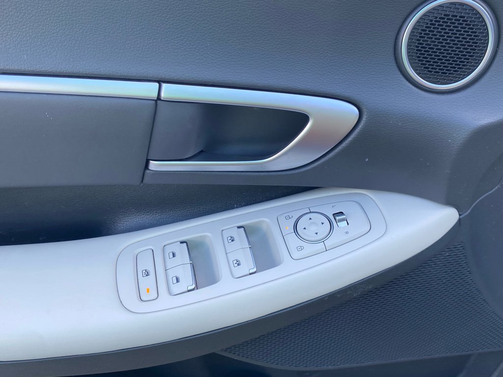 Used 2024 Hyundai Sonata SEL image 17