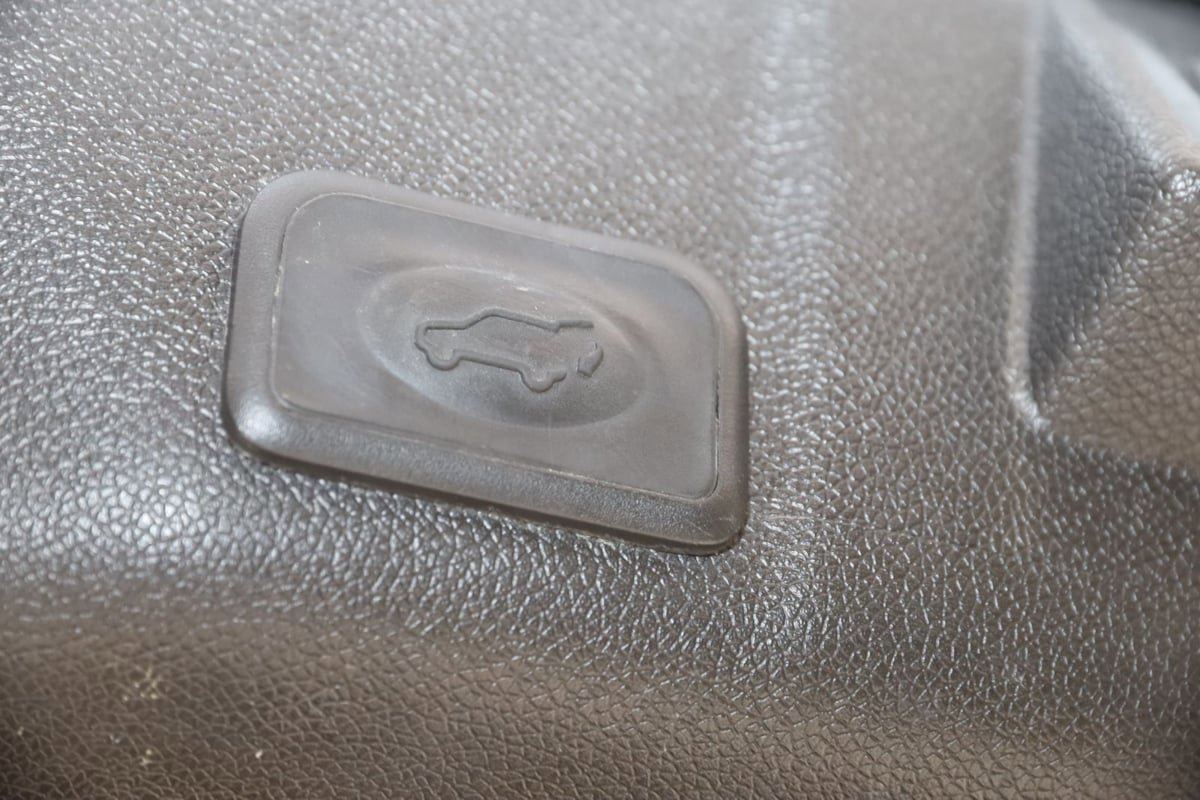 Used 2016 GMC Acadia SLT w/ Open Road Package image 49