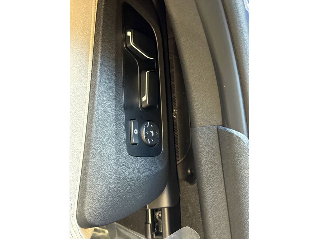 New 2026 BMW M340i xDrive w/ Premium Package image 25