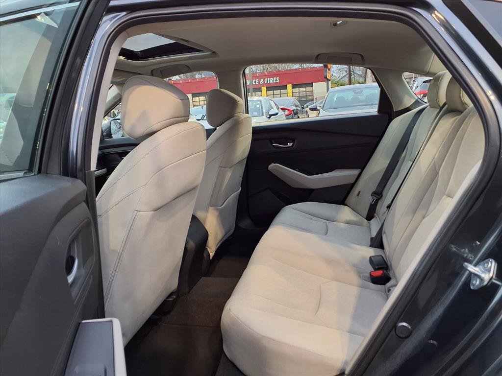 Used 2024 Honda Accord EX image 18