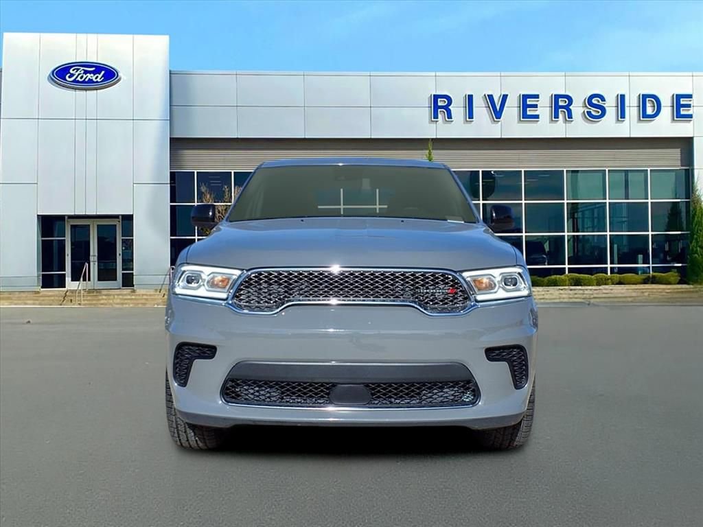 Used 2023 Dodge Durango SXT Launch Edition image 2