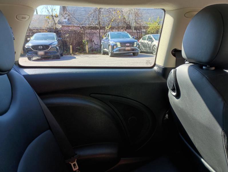 Used 2011 MINI Cooper S image 27