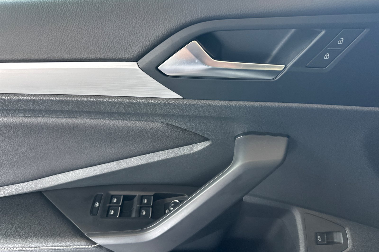 New 2026 Volkswagen Jetta S FWD image 11