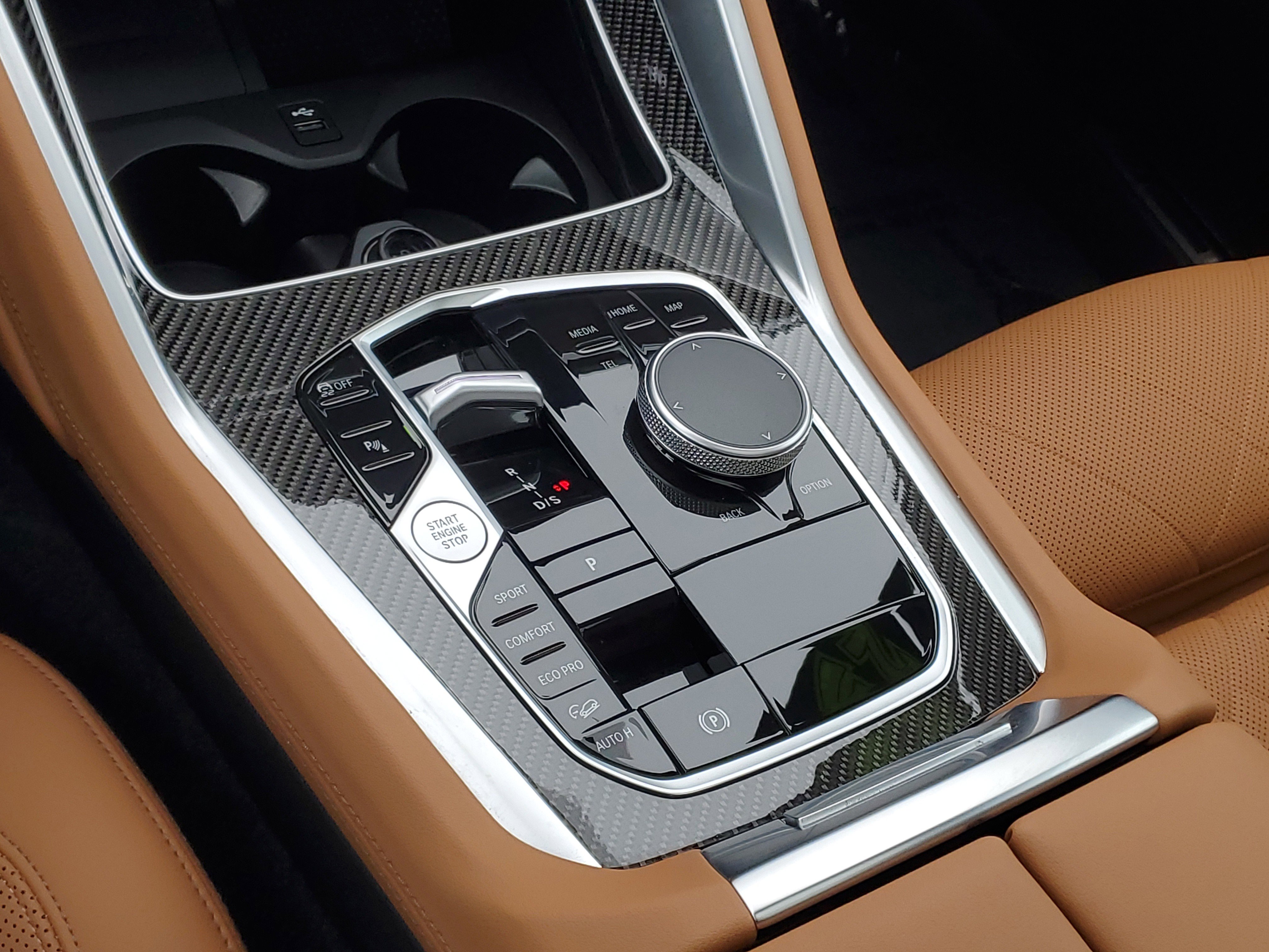 Certified 2025 BMW X6 M60i w/ Climate Comfort Package image 18