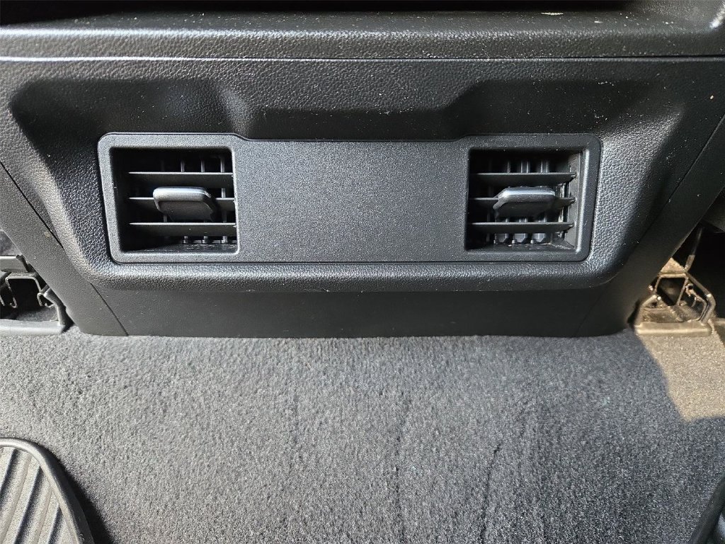 Certified 2022 Chevrolet Silverado 1500 Custom RWD image 13