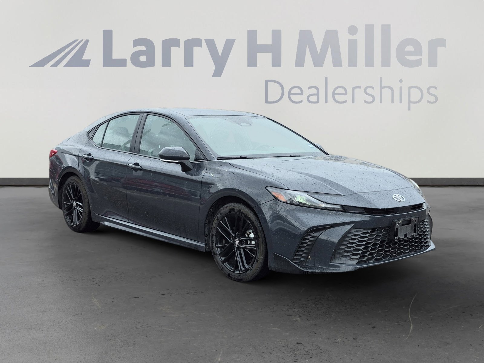 Certified 2025 Toyota Camry SE image 7