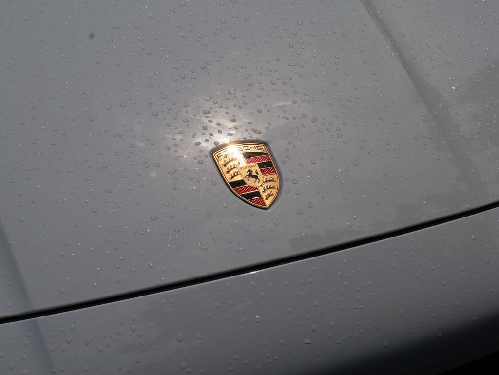 Used 2025 Porsche Cayenne Coupe AWD/4WD image 12