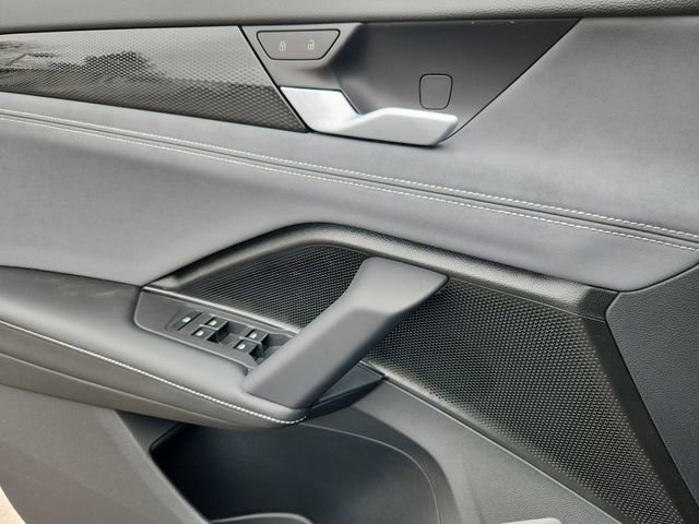 New 2026 Volkswagen Tiguan SE R-Line image 6