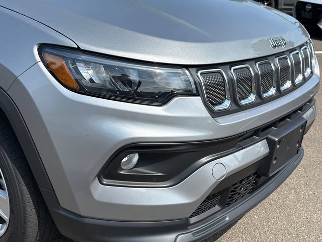 Used 2022 Jeep Compass Latitude AWD/4WD image 8