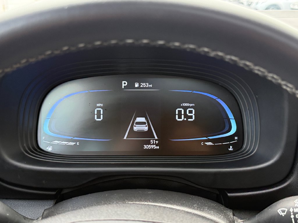 Used 2024 Hyundai Venue SEL FWD image 33