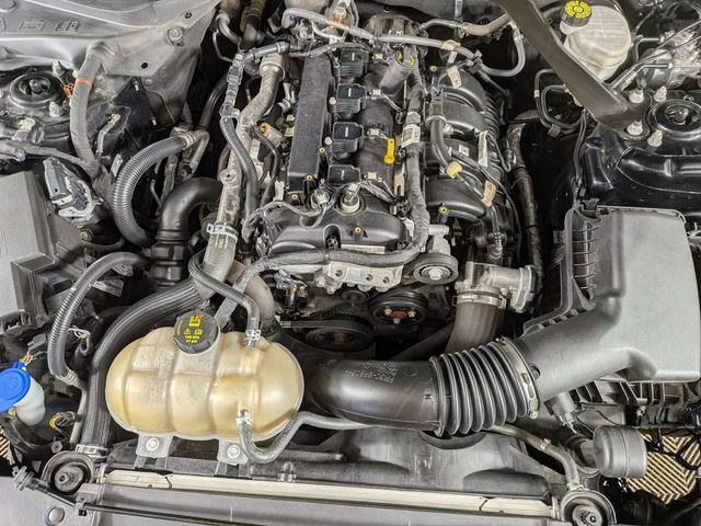 Used 2021 Ford Mustang Premium RWD image 31