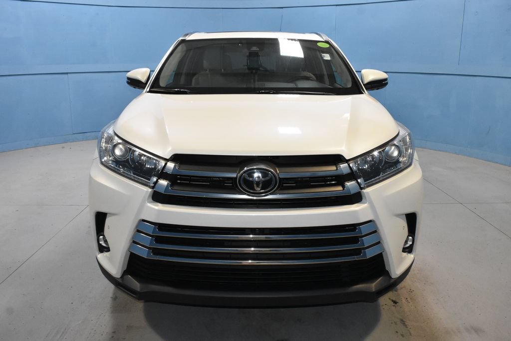 Used 2019 Toyota Highlander Limited Platinum AWD/4WD image 28