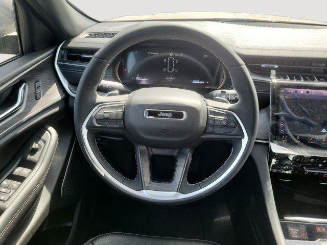 New 2025 Jeep Grand Cherokee L Limited w/ Luxury Tech Group II image 12