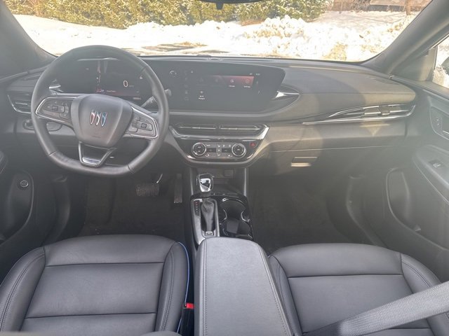Used 2025 Buick Envista Sport Touring image 15