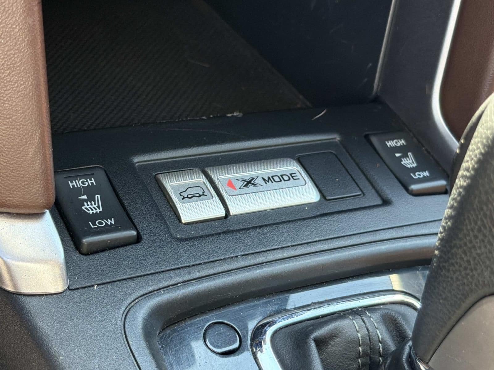 Used 2017 Subaru Forester 2.5i Touring AWD/4WD image 34