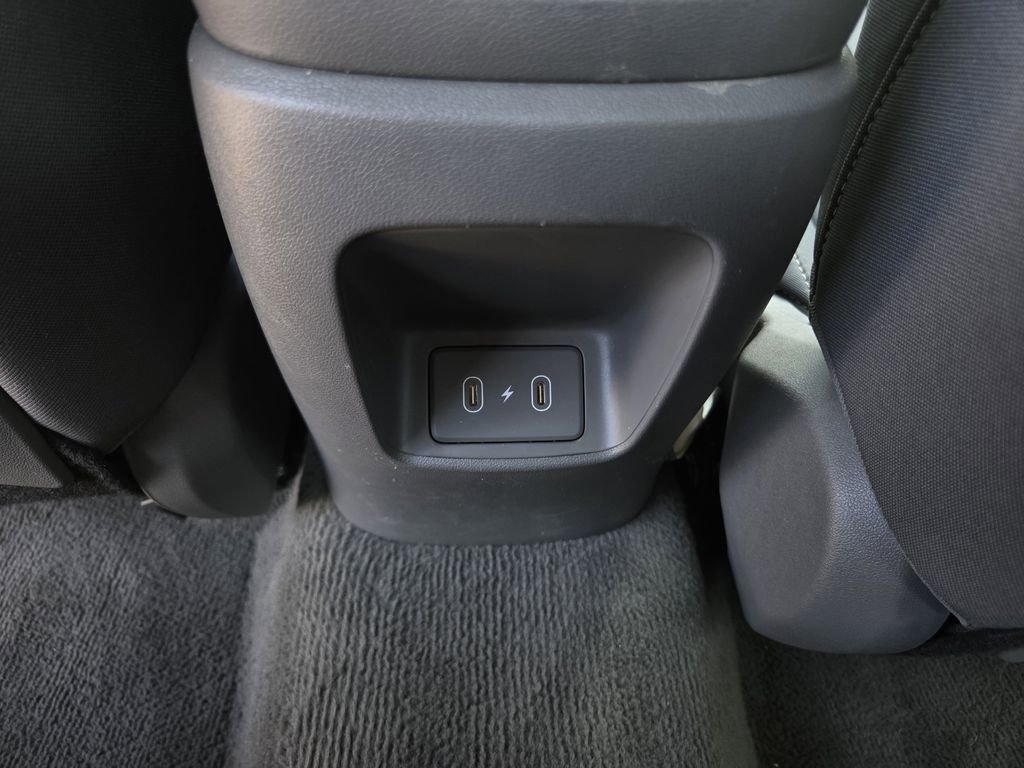 Used 2024 Hyundai Elantra SEL FWD image 19