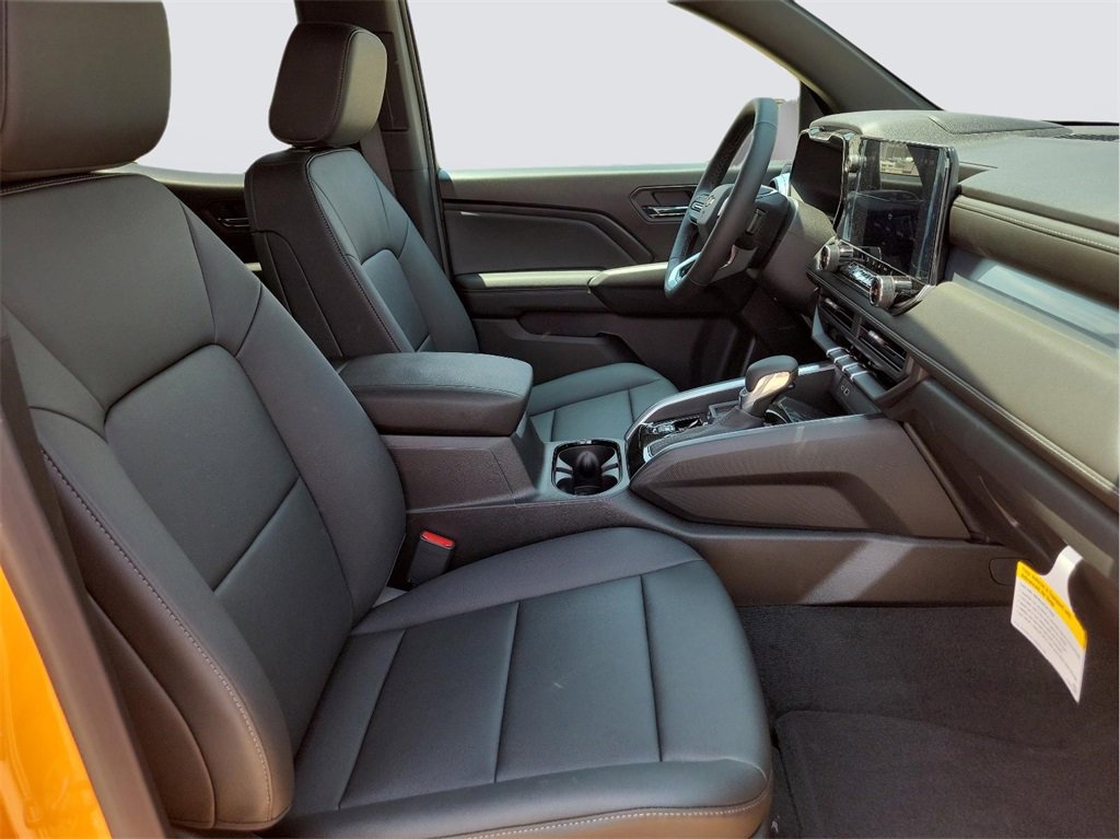 New 2025 Chevrolet Colorado LT w/ LT Convenience Package image 17