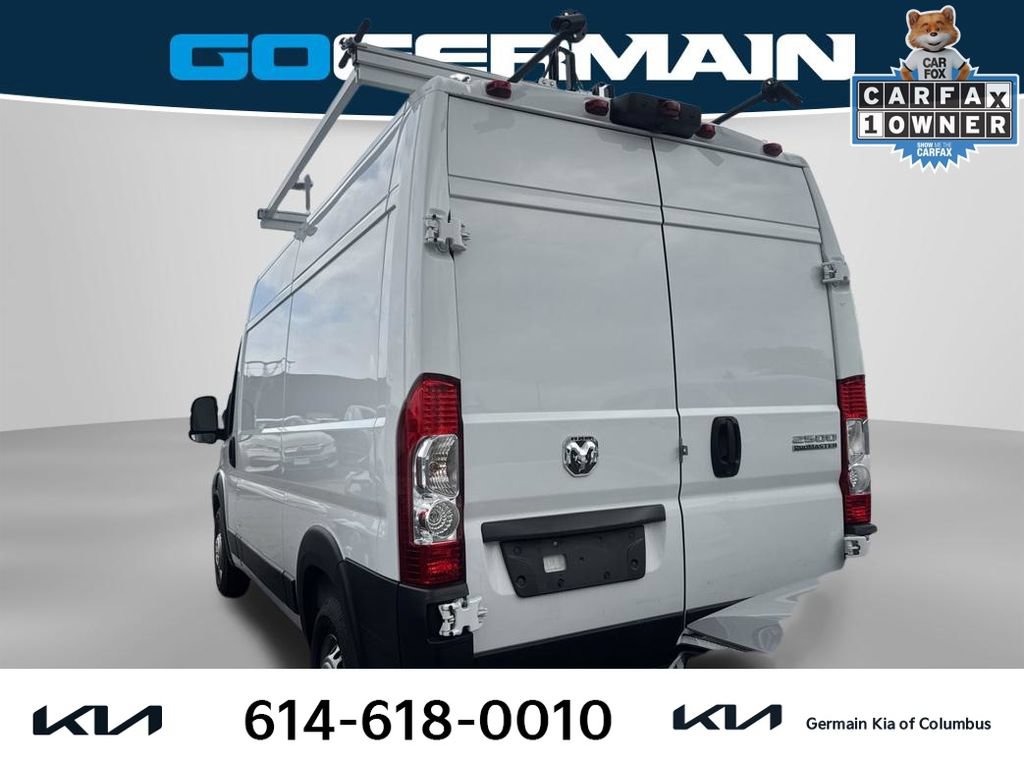 Used 2024 RAM ProMaster 2500 FWD image 2