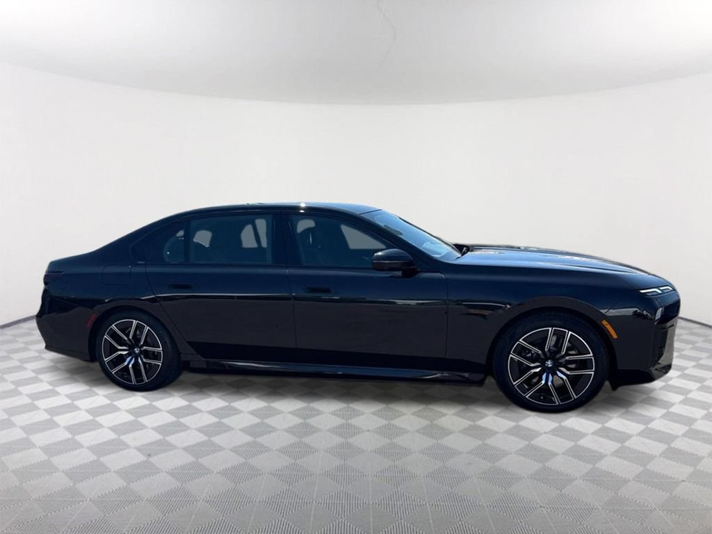 New 2026 BMW 750e xDrive AWD/4WD image 4