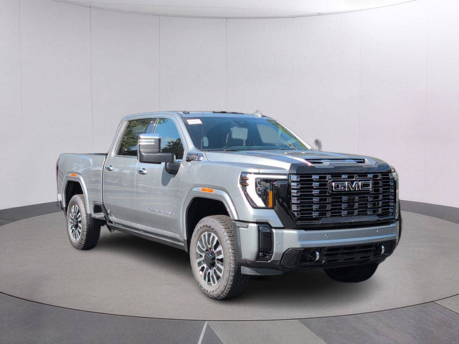 New 2026 GMC Sierra 2500 Denali Ultimate AWD/4WD image 8