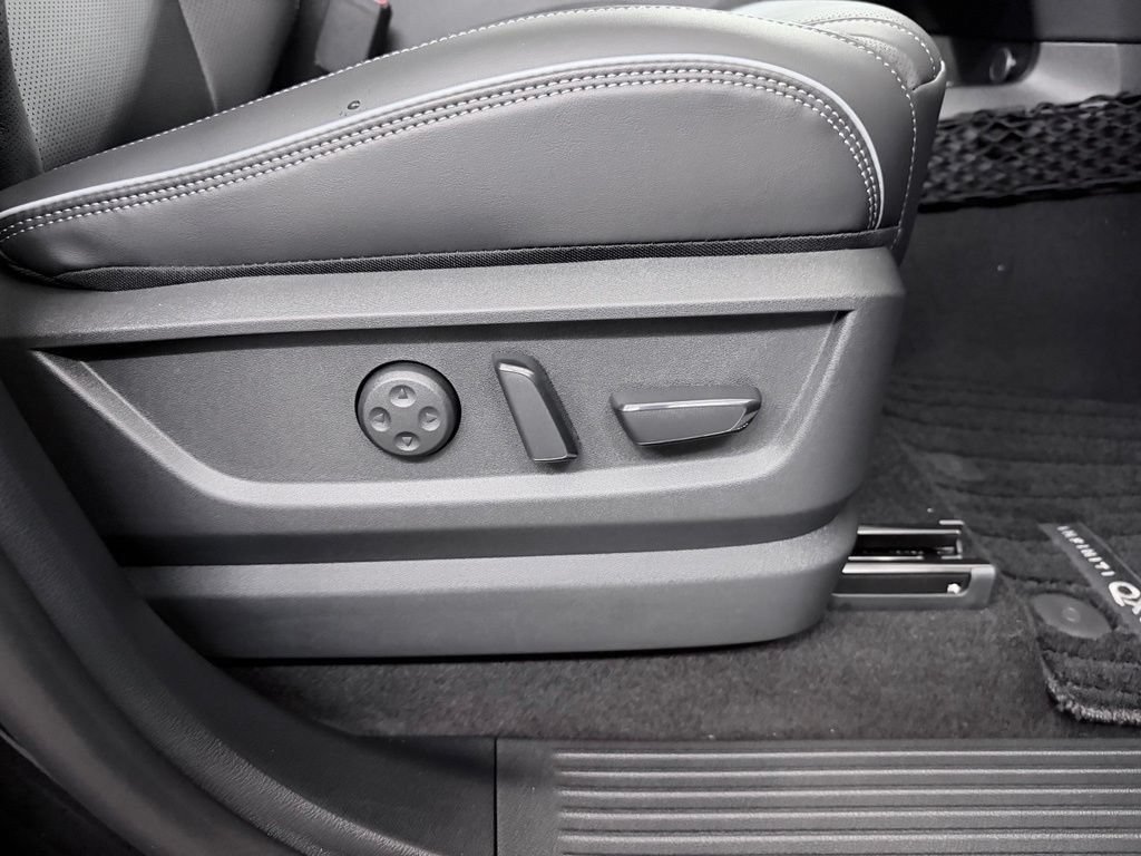 Certified 2026 INFINITI QX80 Luxe w/ Cargo Package RWD image 49