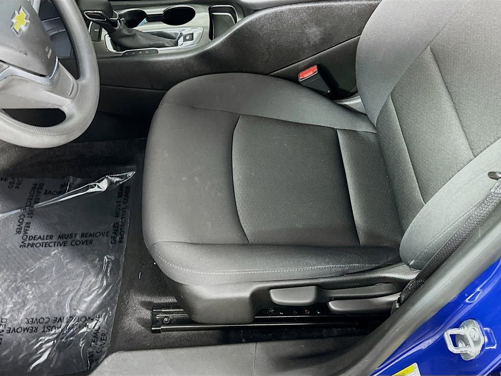 Used 2023 Chevrolet Malibu LS image 27