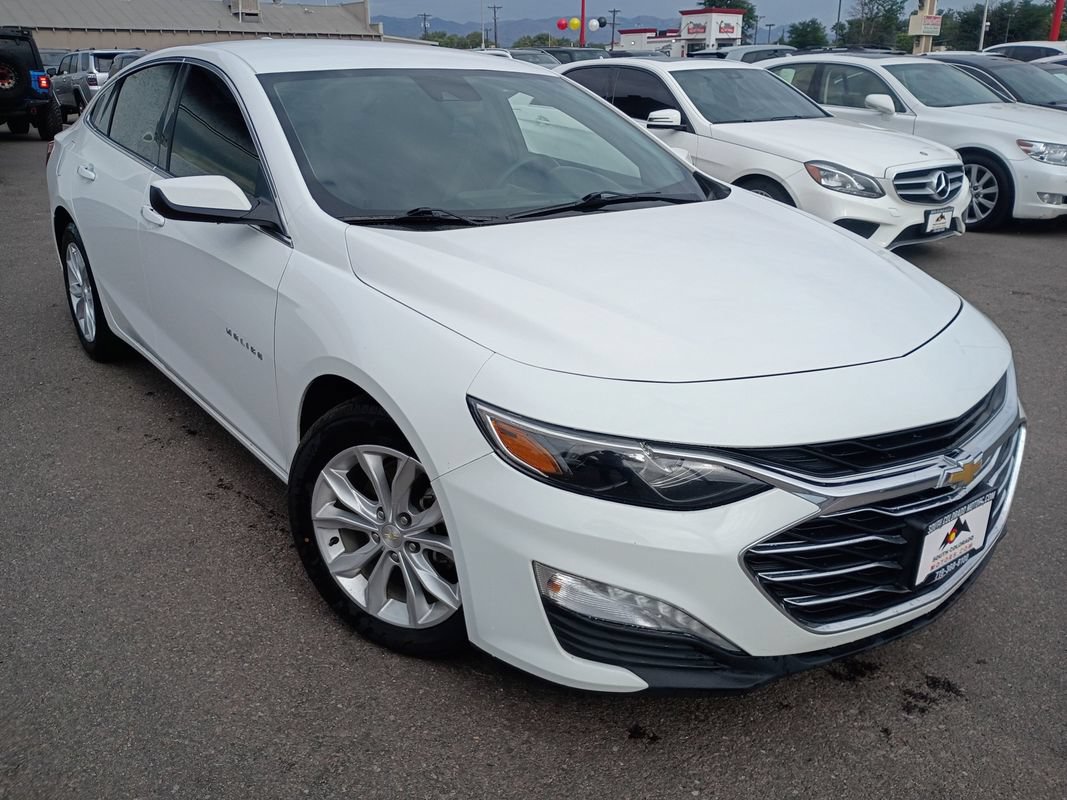 Used 2021 Chevrolet Malibu LT FWD image 1