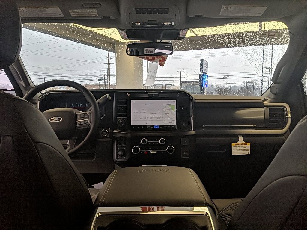 New 2026 Ford F250 Lariat w/ Black Appearance Package image 18