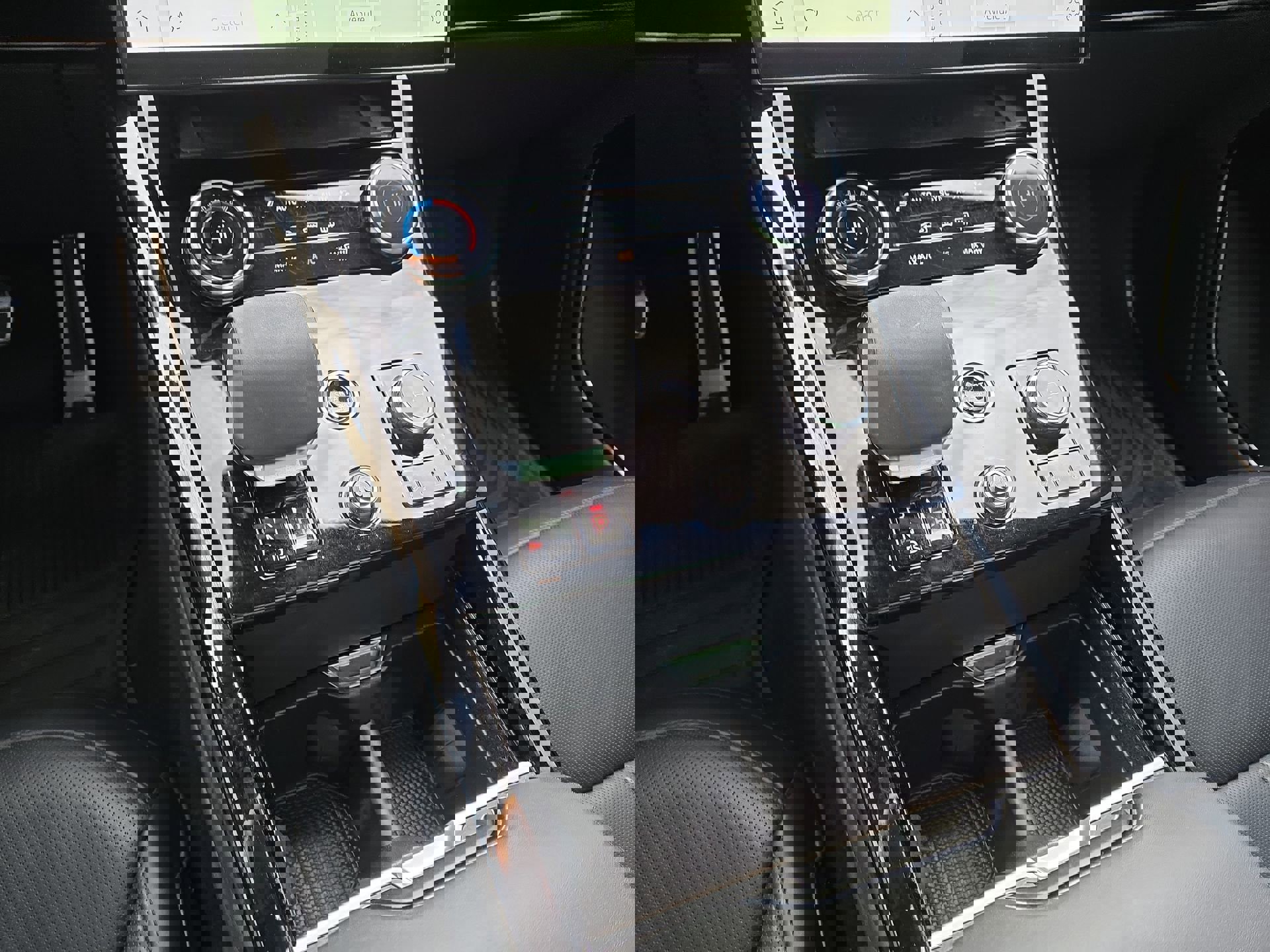 Used 2023 Land Rover Range Rover Sport First Edition image 22