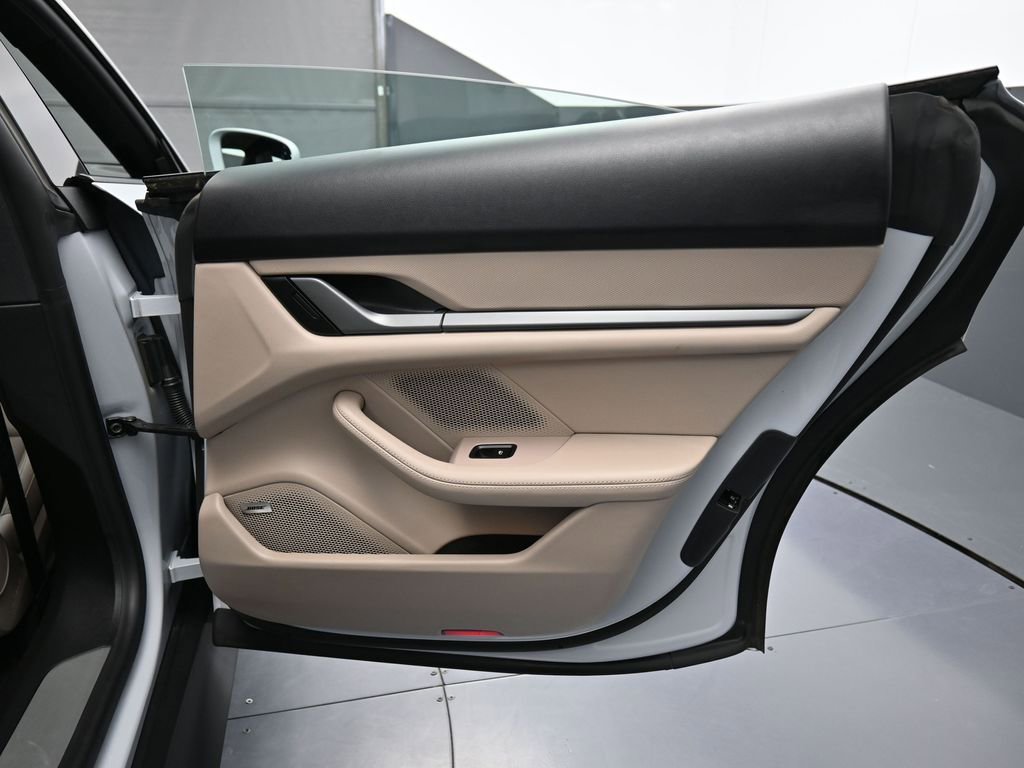 Certified 2025 Porsche Taycan image 27