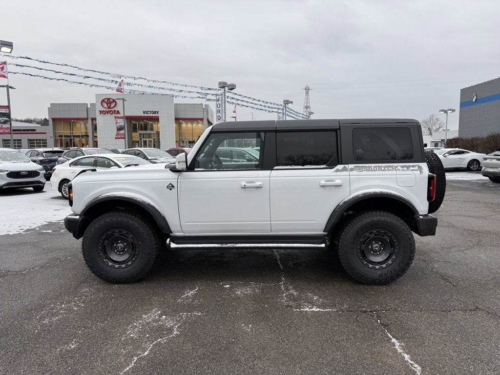 New 2025 Ford Bronco Outer Banks w/ Sasquatch Package image 4