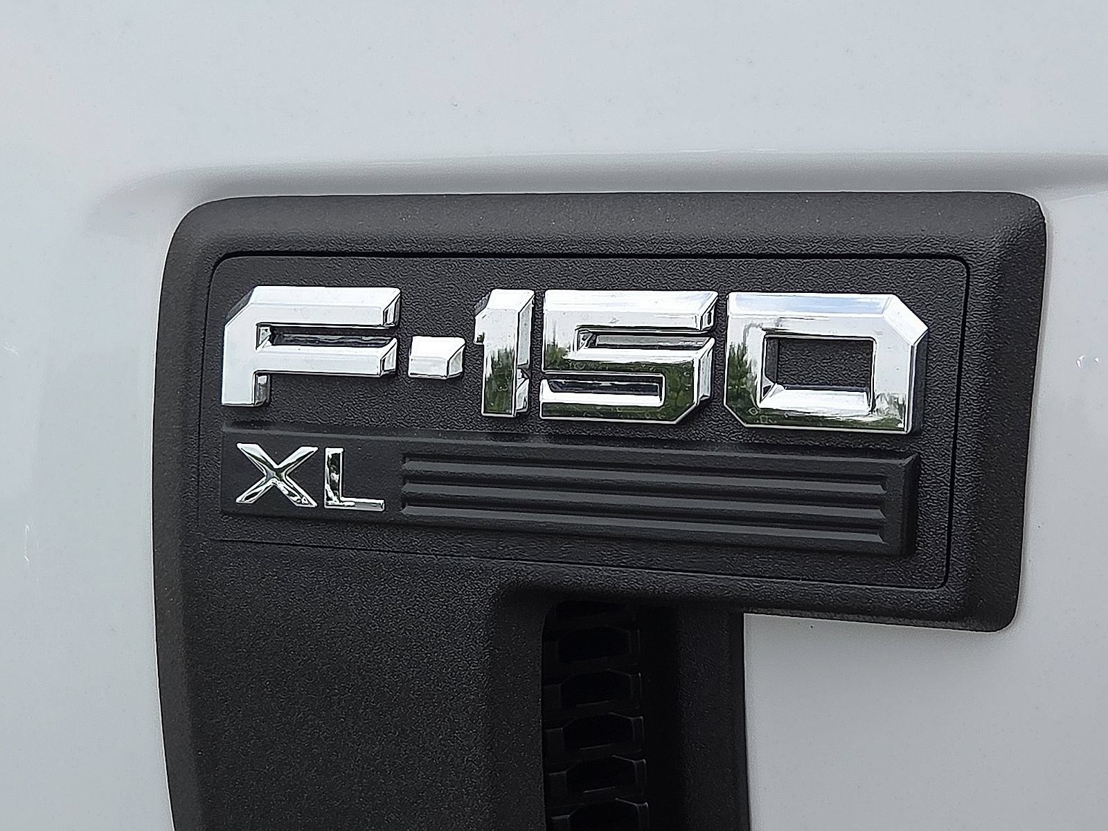 Certified 2023 Ford F150 XL w/ XL Chrome Appearance Package AWD/4WD image 9