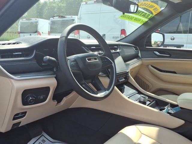 Certified 2023 Jeep Grand Cherokee L Limited AWD/4WD image 21