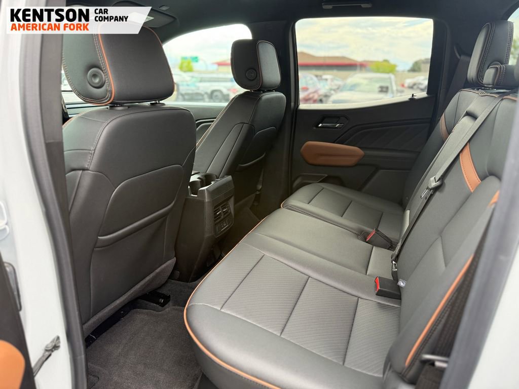 Used 2025 GMC Canyon AT4 w/ AT4 Premium Package image 36