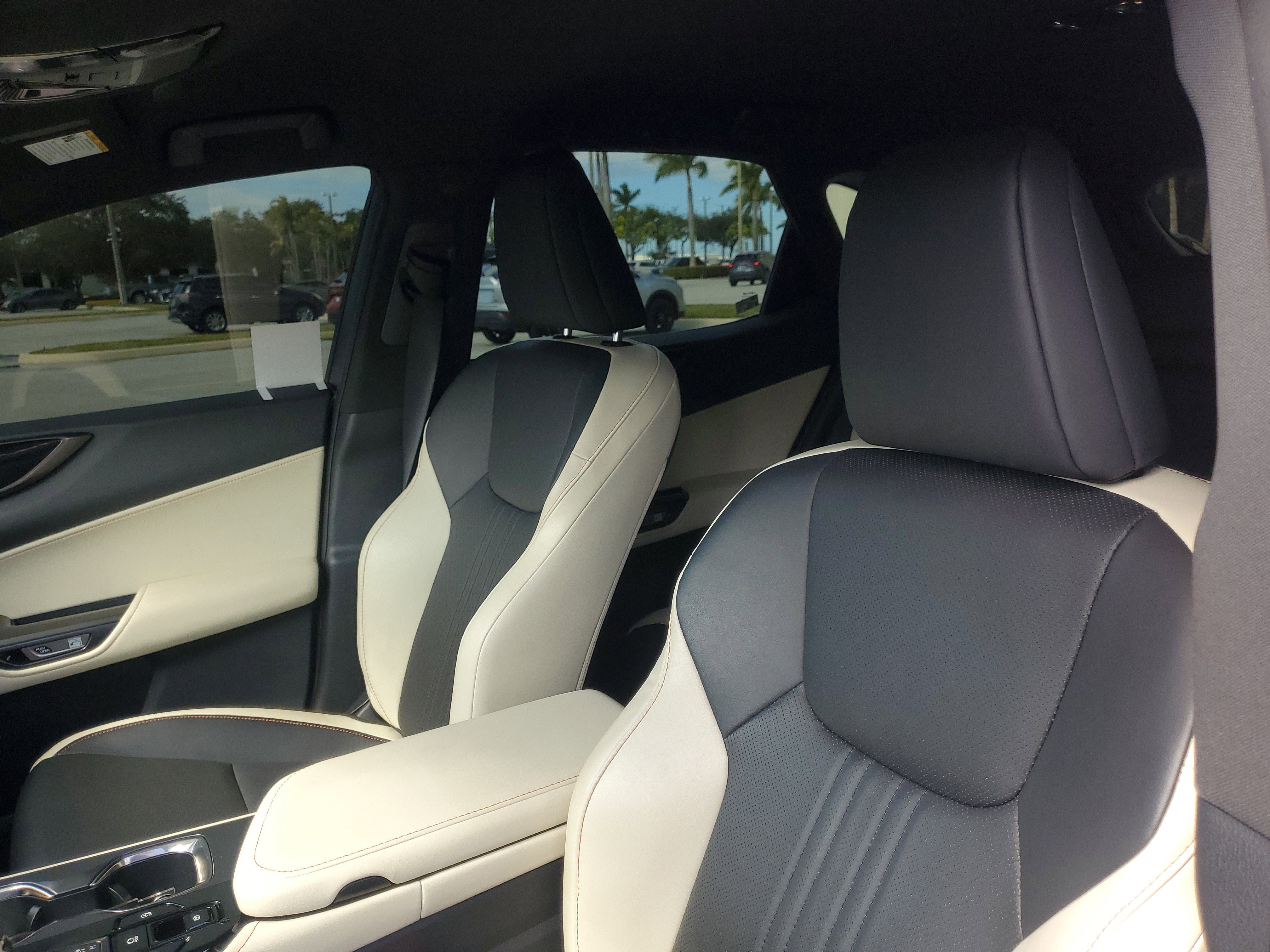 Used 2024 Lexus NX 250 FWD image 22