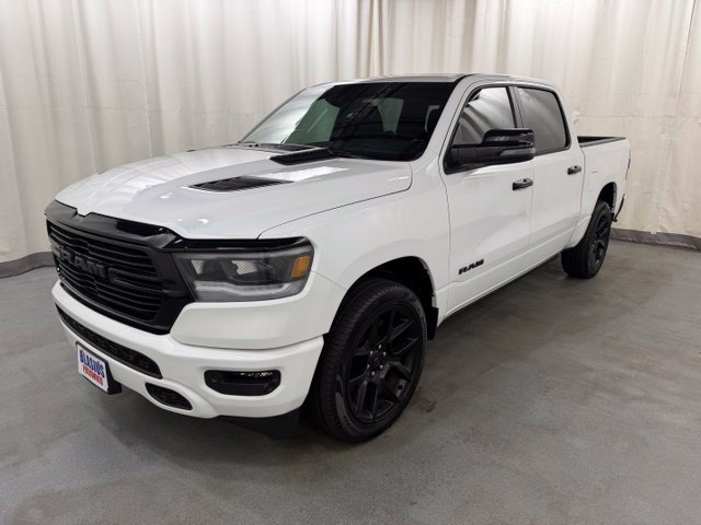 Used 2023 RAM 1500 Laramie AWD/4WD image 3