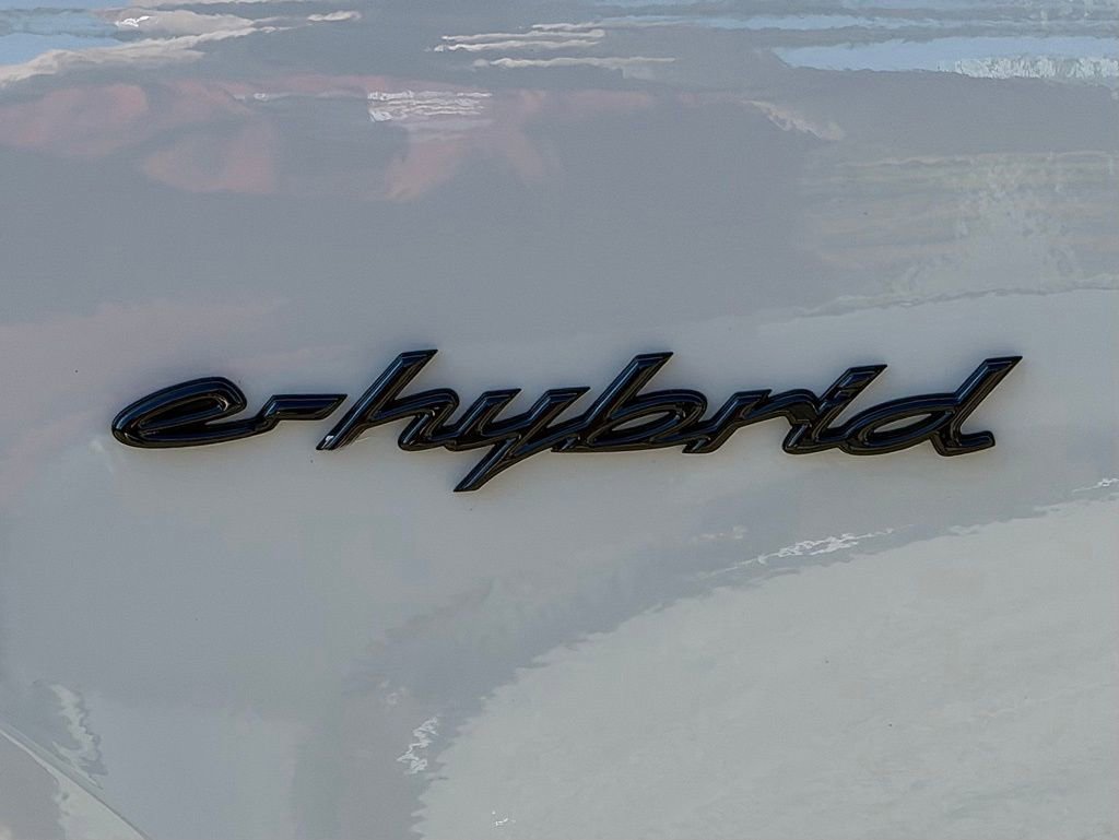 New 2026 Porsche Cayenne E-Hybrid Coupe image 28