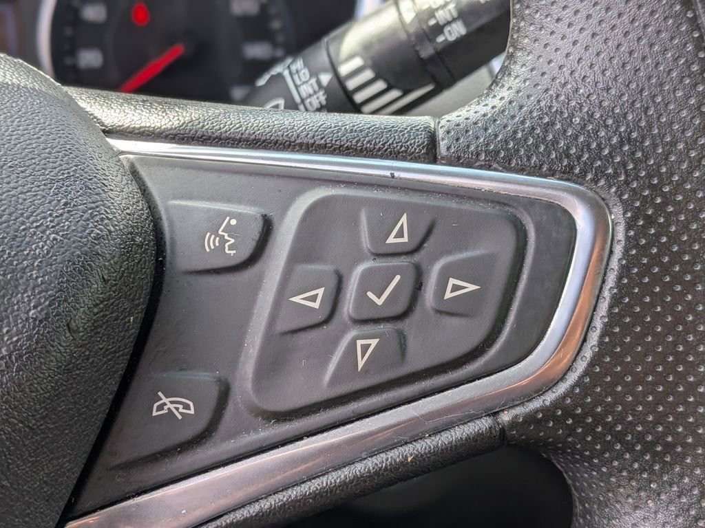 Used 2020 Chevrolet Equinox LT image 16