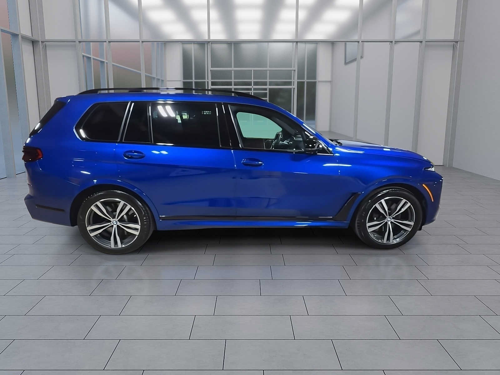 Used 2025 BMW X7 M60i w/ Executive Package AWD/4WD image 9