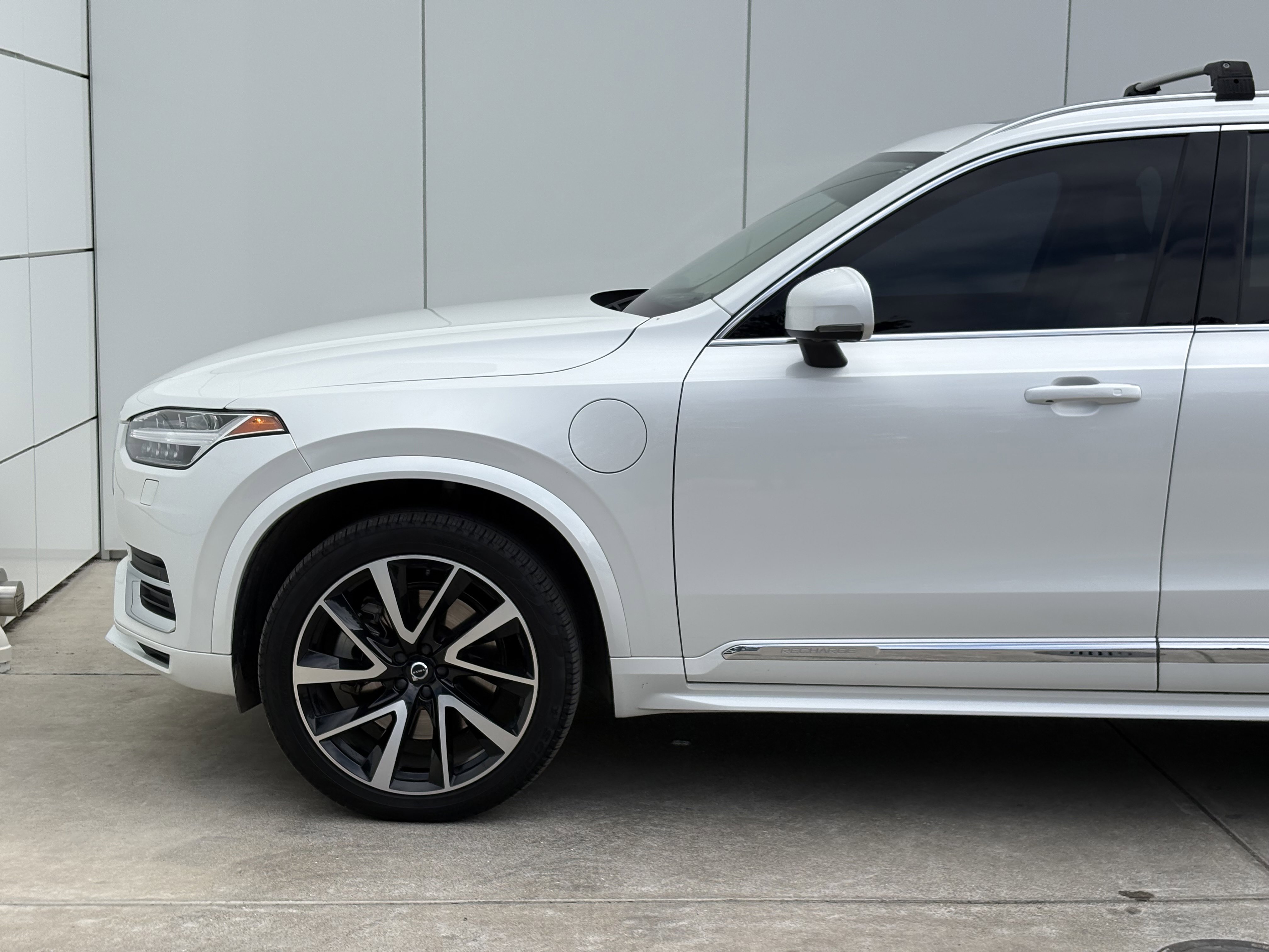 Used 2022 Volvo XC90 T8 Inscription Expression w/ Advanced Package AWD/4WD image 5