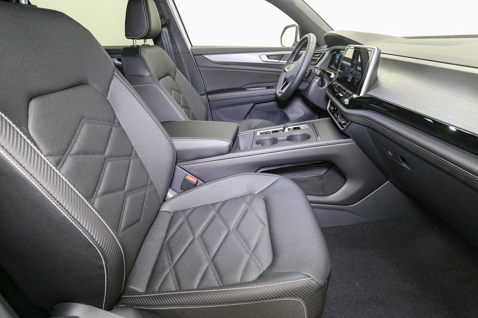 New 2026 Volkswagen Atlas Cross Sport SE image 15