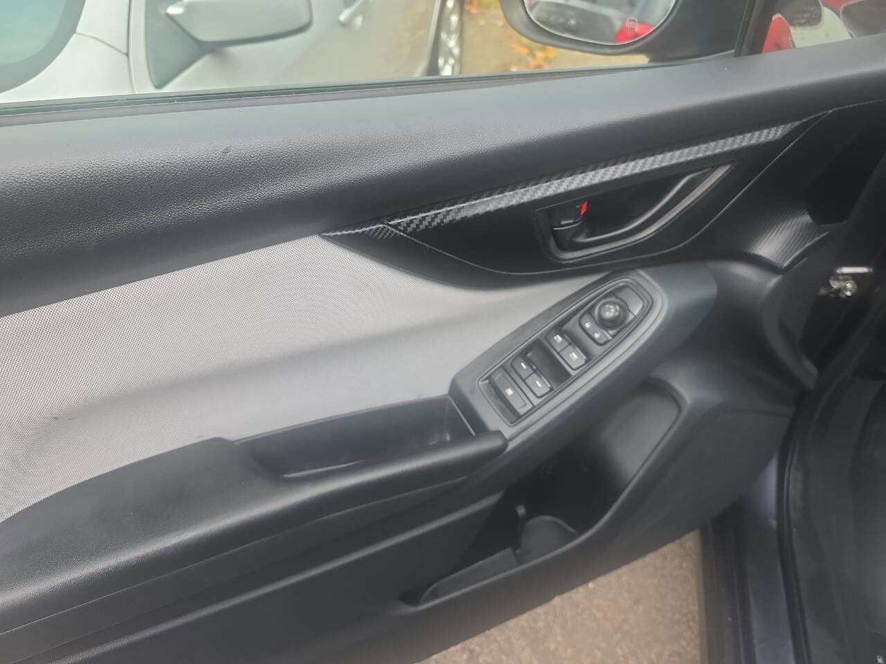 Used 2018 Subaru Crosstrek 2.0i Premium image 8