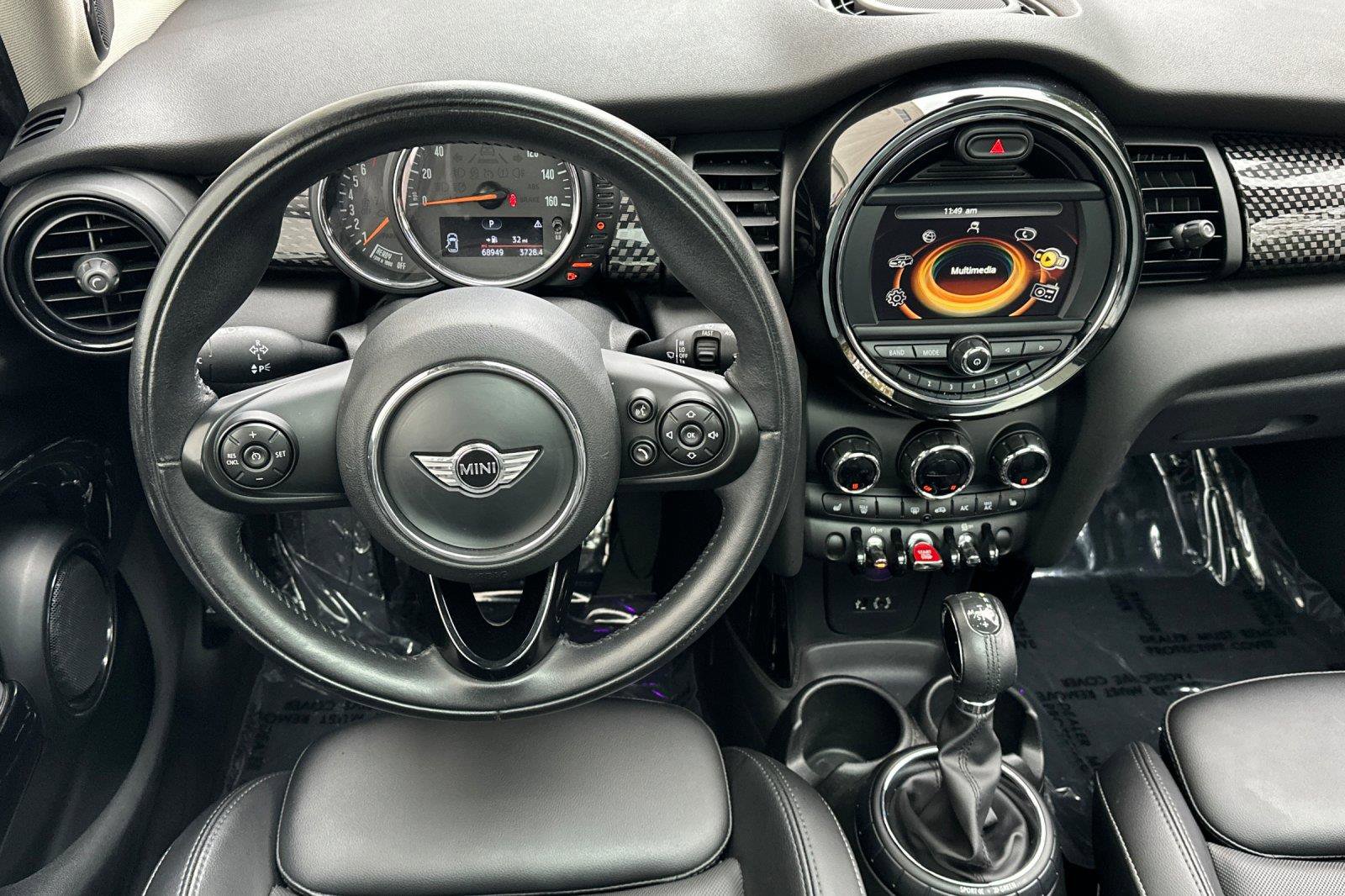 Used 2017 MINI Cooper S image 13