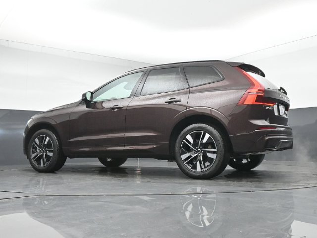 New 2027 Volvo XC60 B5 Core AWD/4WD image 39