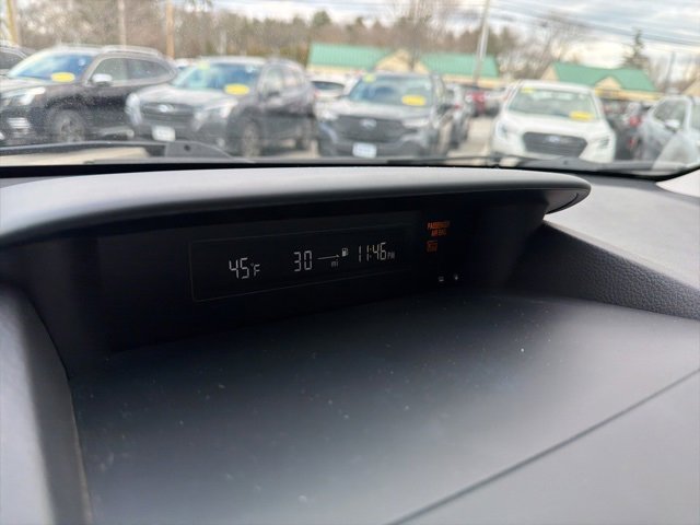 Used 2017 Subaru Crosstrek 2.0i Premium image 45