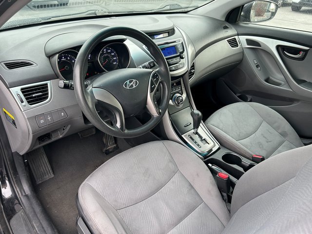 Used 2013 Hyundai Elantra GLS image 19