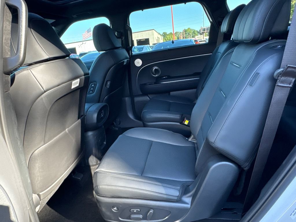 New 2026 Hyundai Palisade Calligraphy FWD image 12