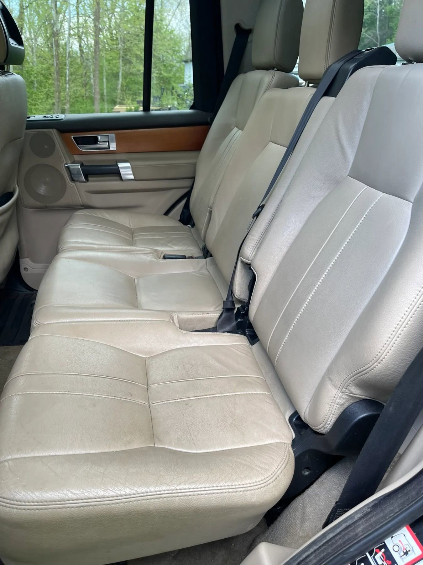 Used 2011 Land Rover LR4 HSE AWD/4WD image 13