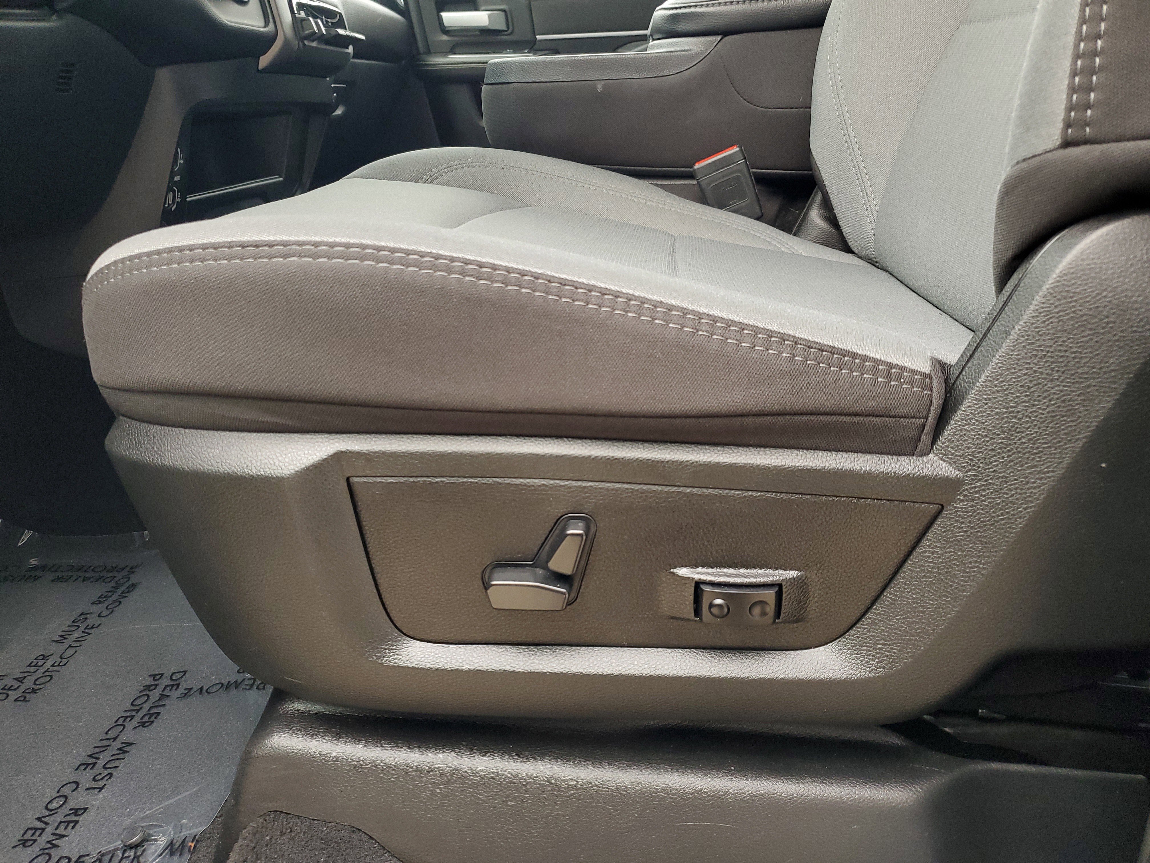 Used 2024 RAM 2500 Big Horn w/ Bed Utility Group image 9