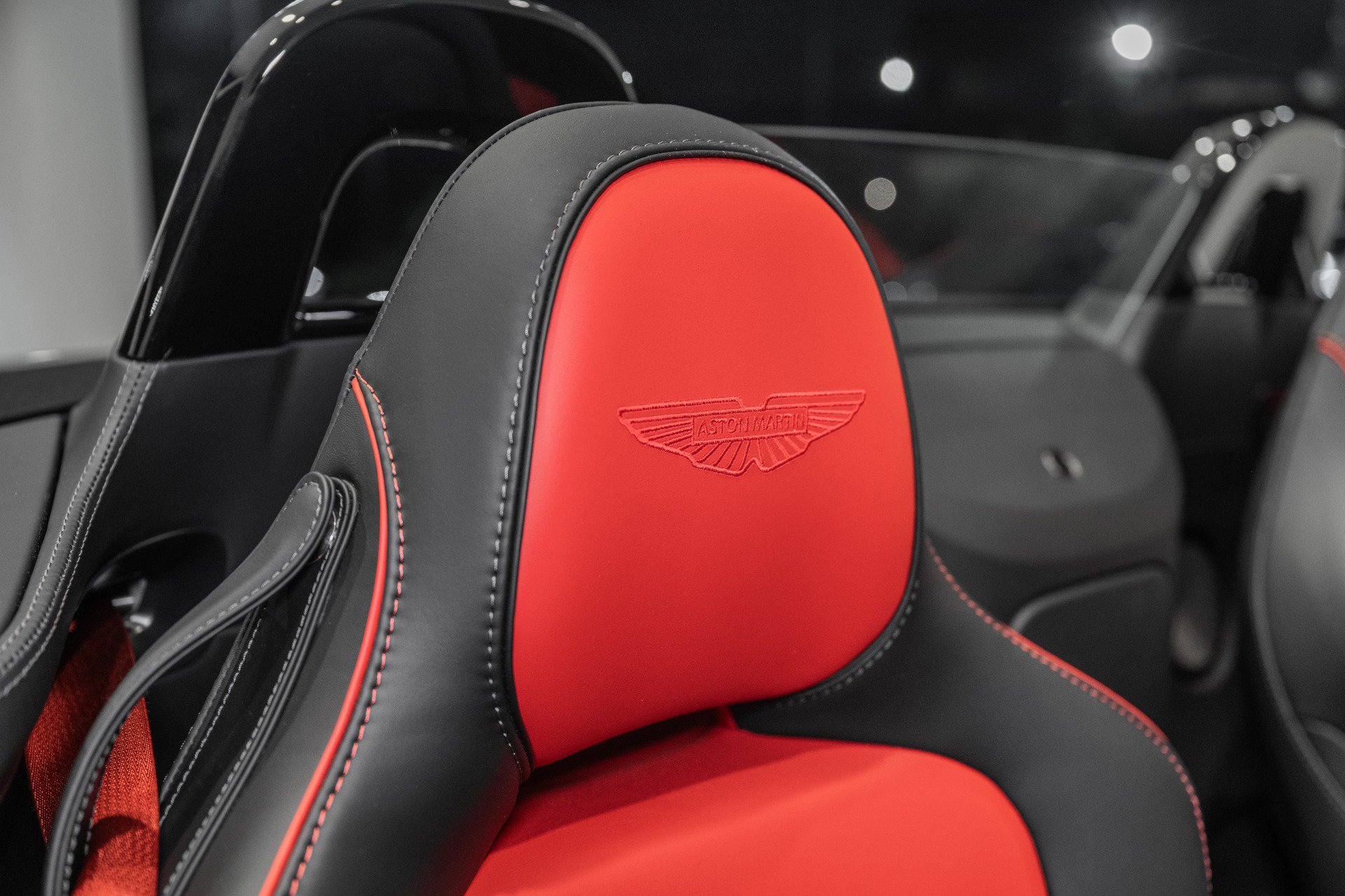 New 2026 Aston Martin V8 Vantage S RWD image 5